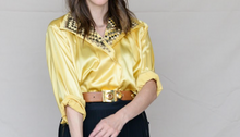 Cargar imagen en el visor de la galería, Blusa Suzelle Amarilla
