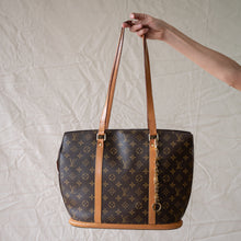 Cargar imagen en el visor de la galería, Bolsa Babylone monogram Louis Vuitton
