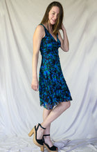 Cargar imagen en el visor de la galería, Vestido con estampado floral  de Diane Von Furstenberg

